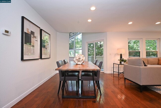 Building Photo - 3279 Mt Diablo Ct