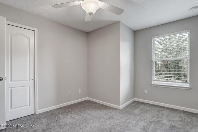 Building Photo - 4220 Plantation Oaks Blvd