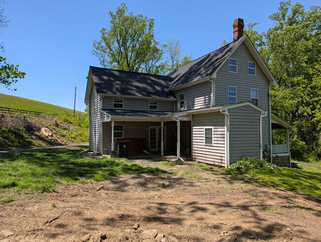Building Photo - 1222 Stafford Rd