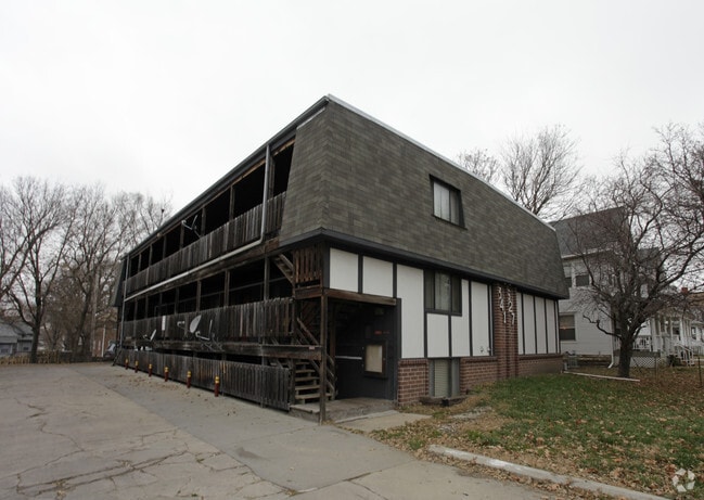 Primary Photo - 341 S 27th St
