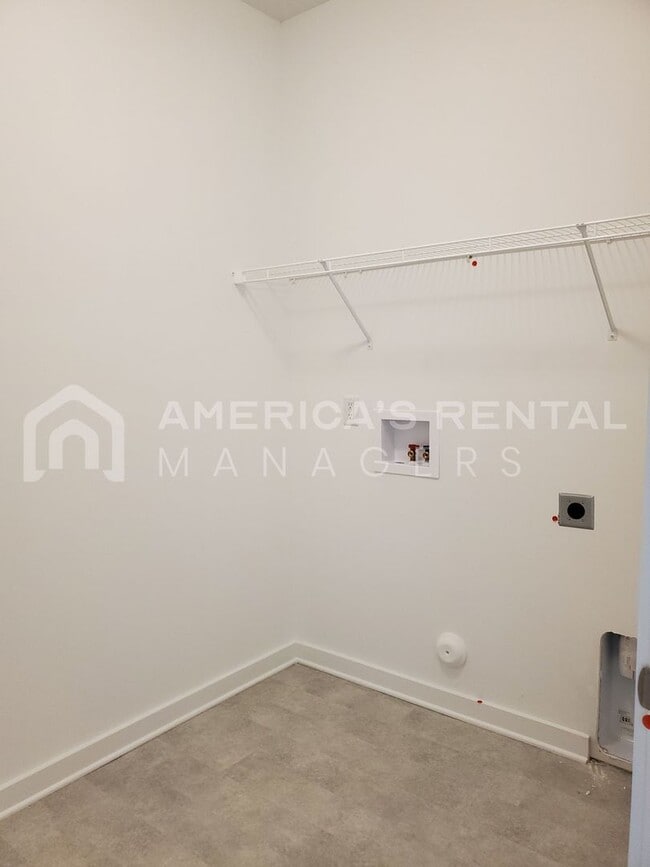 Building Photo - Home for Rent in Clanton, AL! Available to...