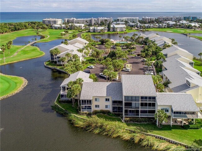 Building Photo - 5553 NE Gulfstream Way