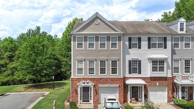 Building Photo - 5405 Werburgh St
