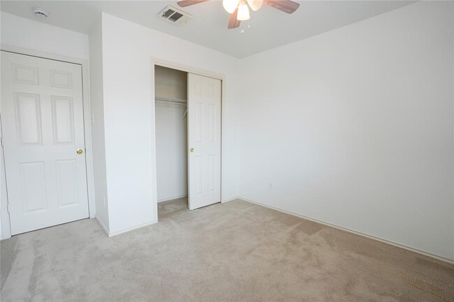Building Photo - 721 Jane Austen Trail
