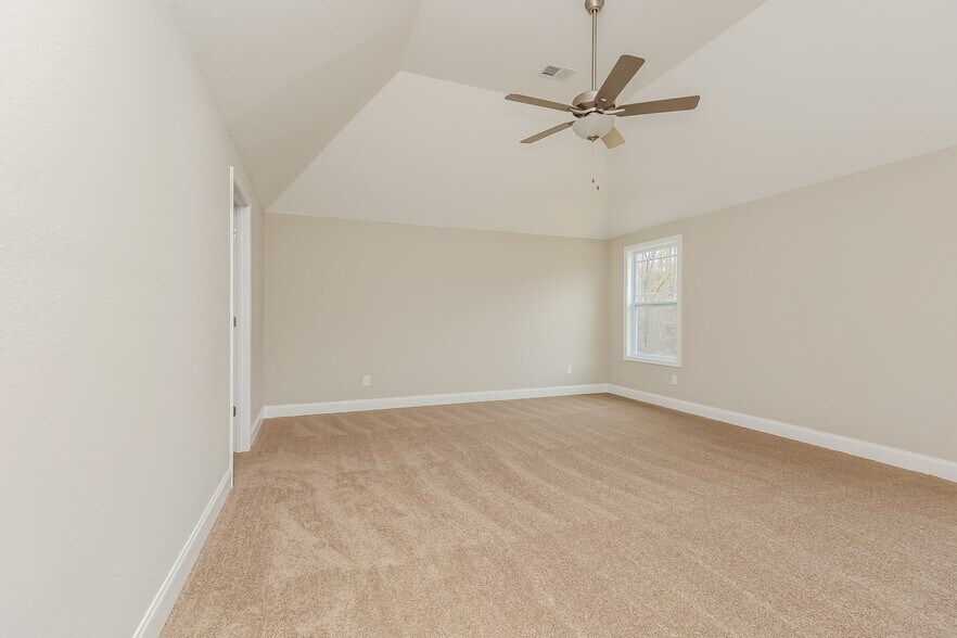 Building Photo - 1156 Black Oak Cir