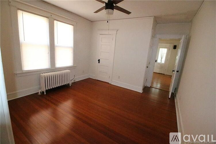 Building Photo - 477 Prospect Ave