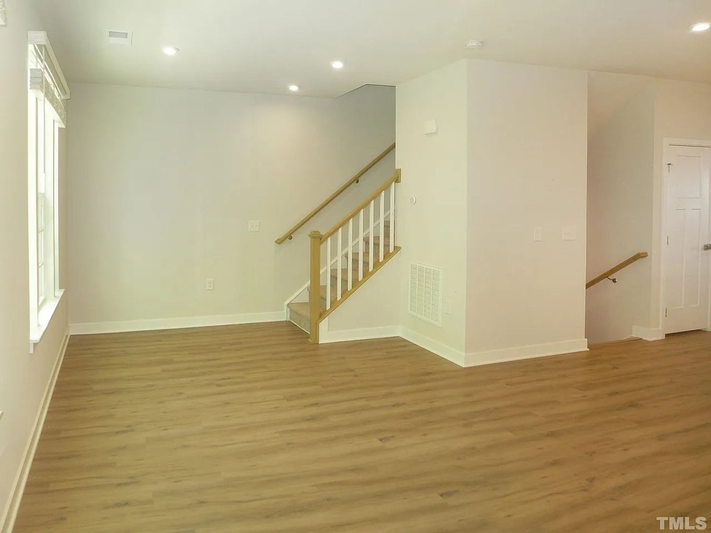Building Photo - 137 Callowhill Ln