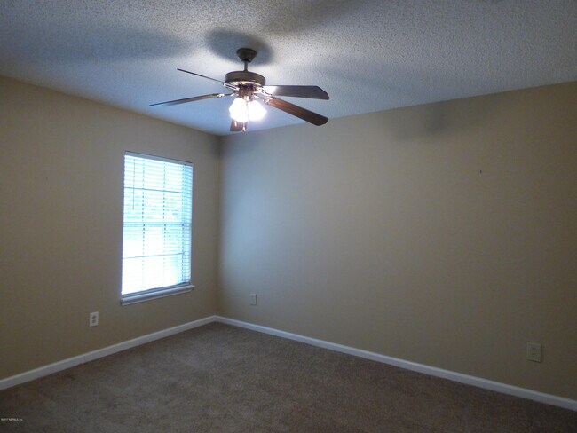 Building Photo - 1864 Sunchase Ct