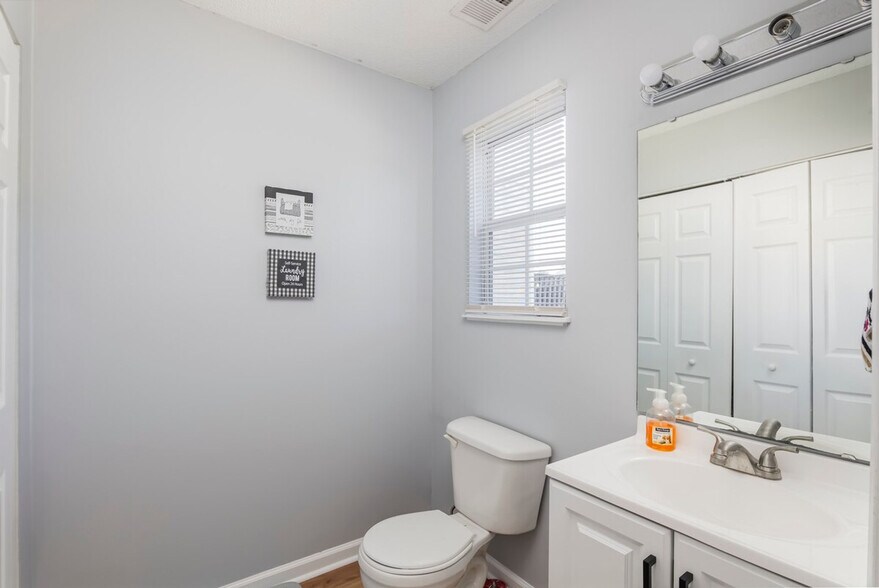 Building Photo - 29 Gatewood Way