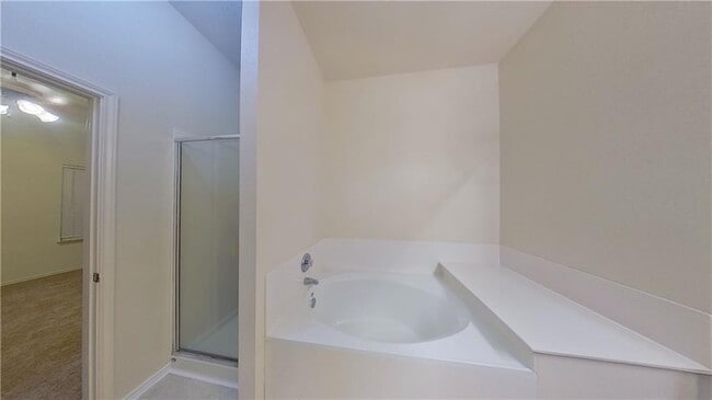Building Photo - 100 Inman Dr
