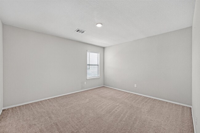 Building Photo - 21522 Autumn Summit St