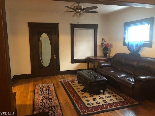 Building Photo - 4509 Bush Ave