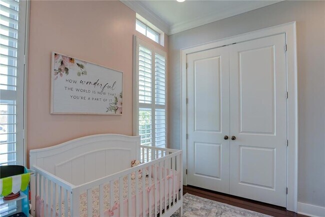 Building Photo - 306 Palermo Dr