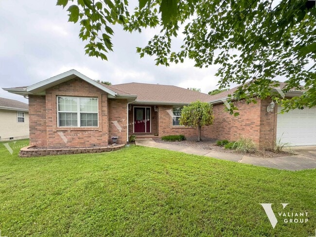 Primary Photo - Charming 3-Bedroom, 2-Bathroom Home East o...