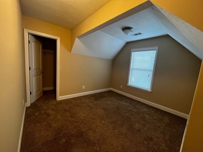 Building Photo - 5537 Connor Dr