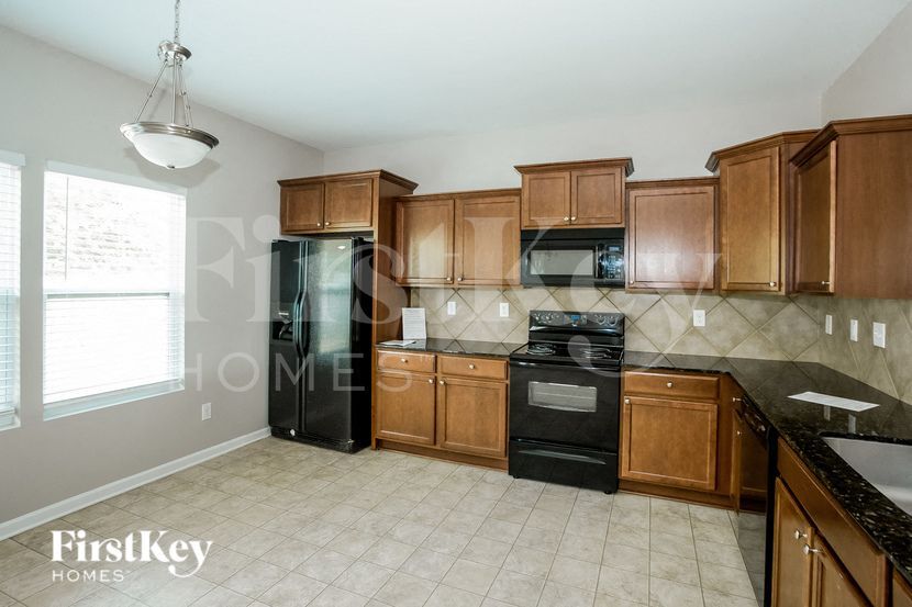 Building Photo - 12888 Brandenburg Ln