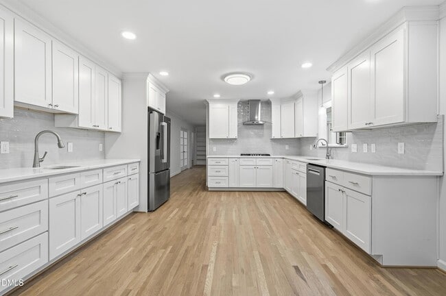 Building Photo - 1504 Homestead Rd