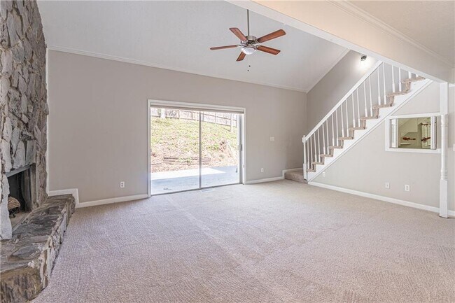 Building Photo - 4571 Huntridge Dr