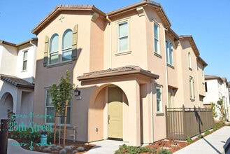 Building Photo - 2509 Villa Terrace Ln