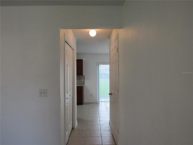 Building Photo - 202 Walnut Crest Run