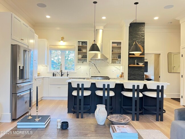 Building Photo - 164 Glenwood Ave