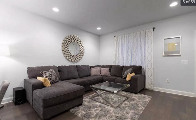 Building Photo - Modern New Luxury Apartment Fishtown