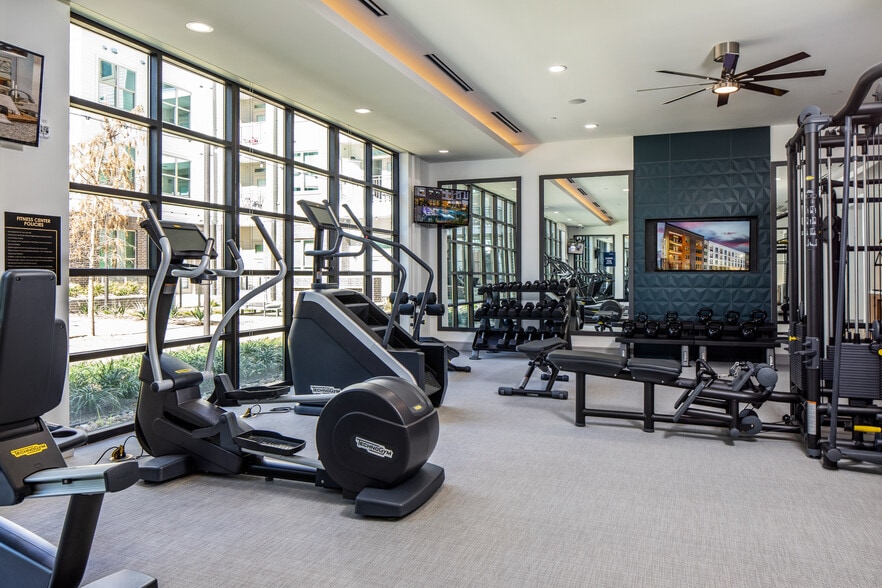 Building Photo - Gables at the Heights