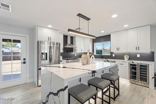 Building Photo - 14820 N 35th St