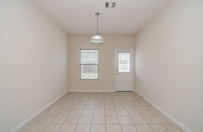 Building Photo - 6702 Castle Terrace Ct