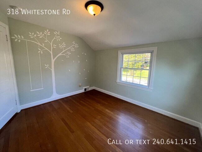 Building Photo - 318 Whitestone Rd