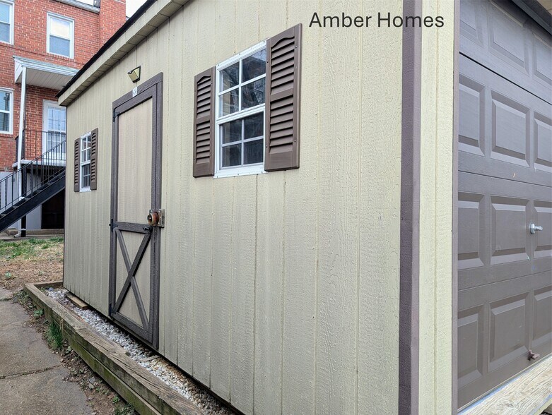 Building Photo - 1505 Becklow Ave