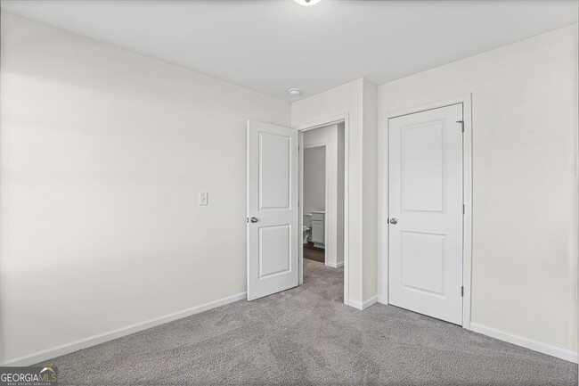 Building Photo - 1016 Paddington Dr