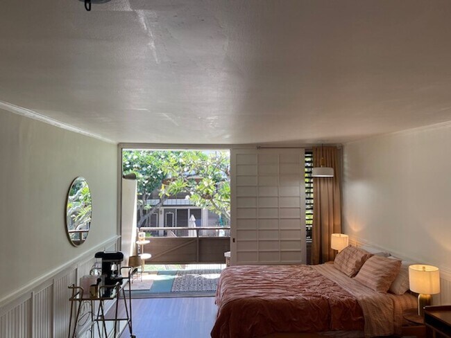 Building Photo - Furnished Upgraded Makiki Studio - ALL Utilities Included!!