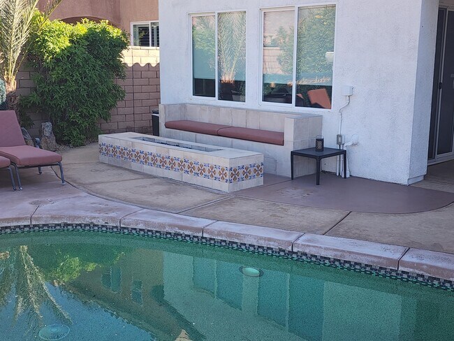 Building Photo - 84644 Pavone Way