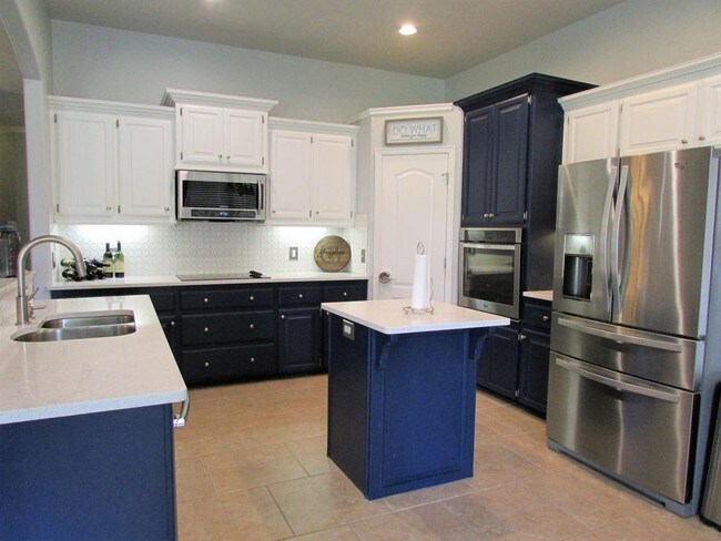 Building Photo - 3016 Cruden Dr