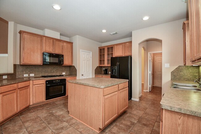 Building Photo - 21502 Venture Park Dr
