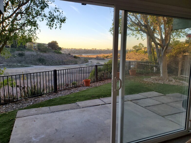 Building Photo - 741 Amigos Way