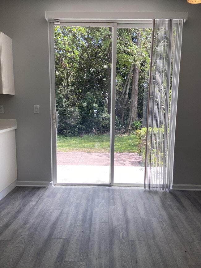 Building Photo - 4752 NW 59th Manor