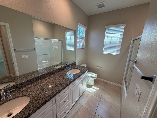 Building Photo - 952 Sea Glass Wy