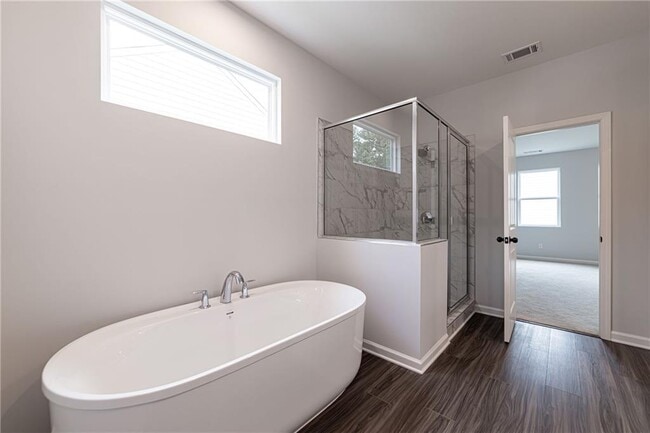 Building Photo - 212 Birchwood Row