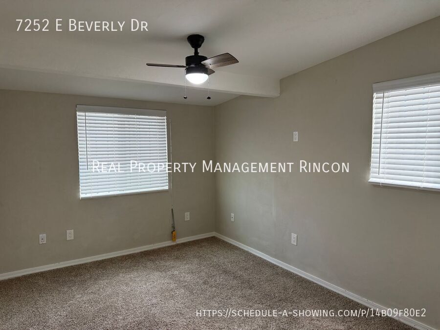 Building Photo - 7252 E Beverly Dr