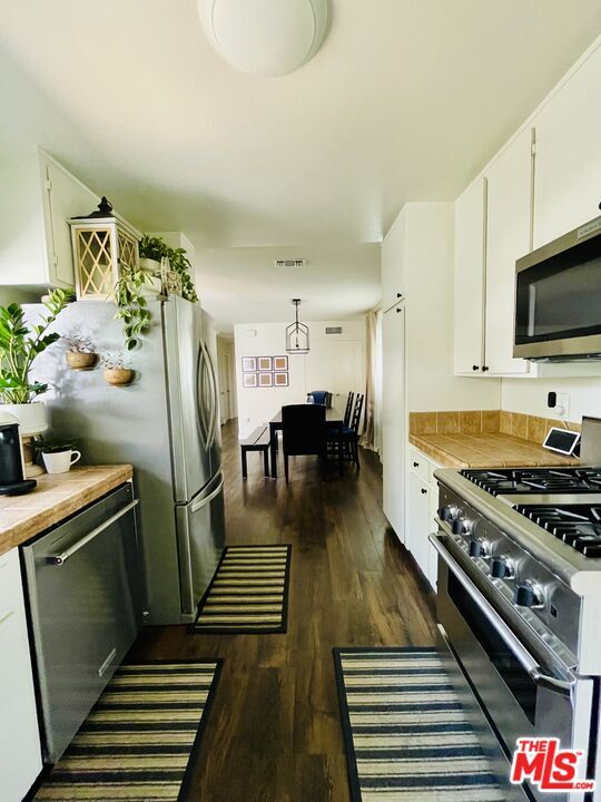 Building Photo - 9534 Bickley Dr