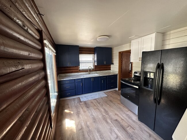 Building Photo - 1116 Herbert Ave