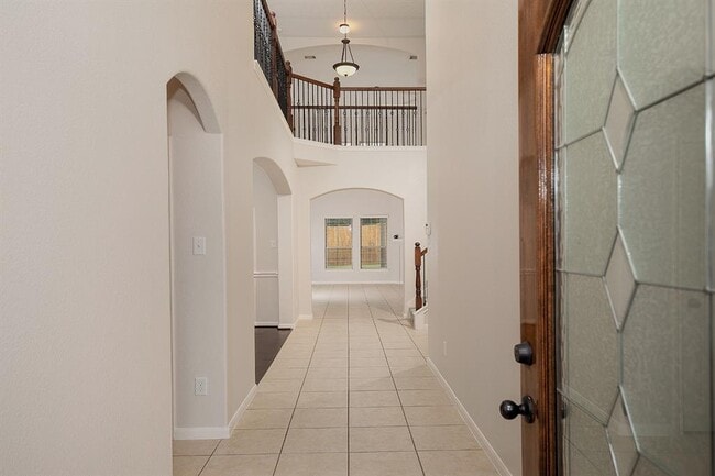Building Photo - 67 Sagamore Ridge Pl