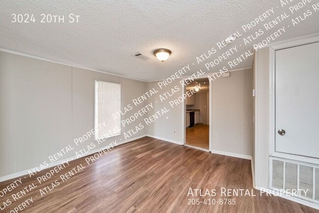 Building Photo - 3024 20th St