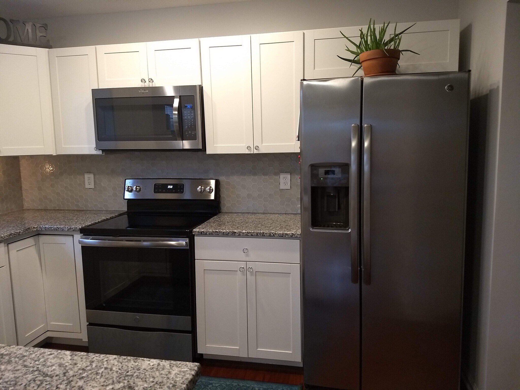 Building Photo - 4842 Habersham Ln