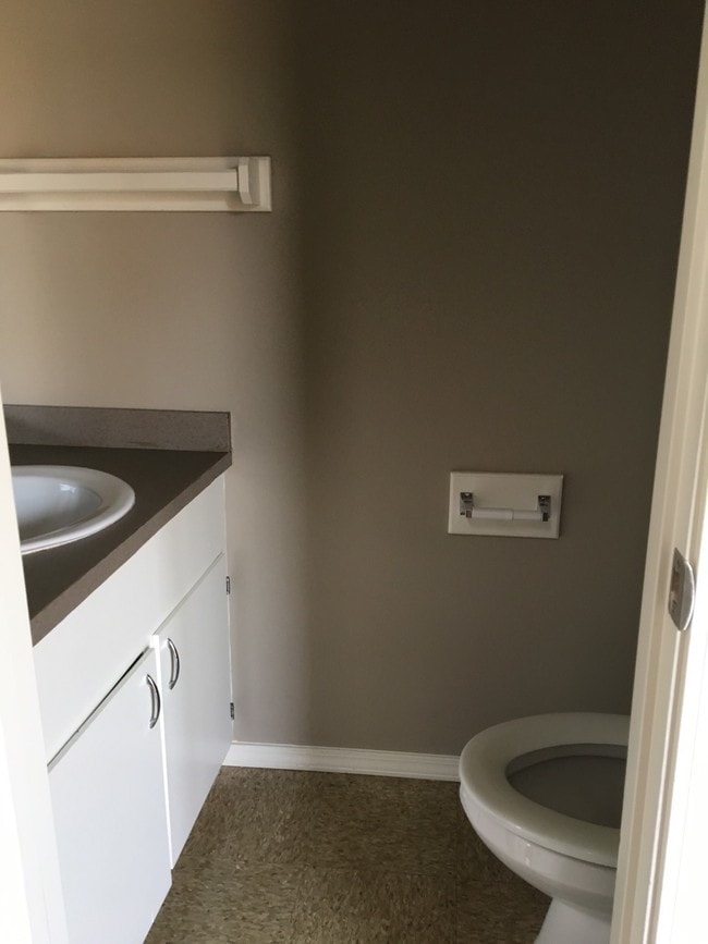 Half Bath - 6670 Rose Ln