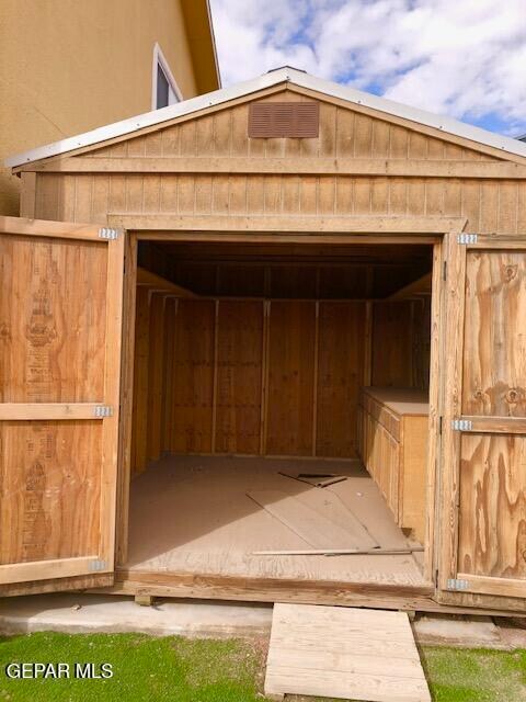 Building Photo - 13700 Paseo Rico Cir