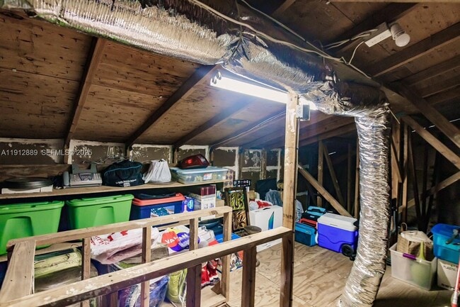 Building Photo - 2670 W 60th St