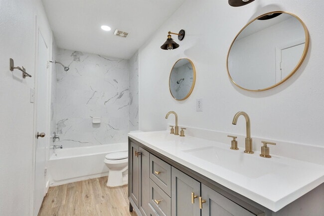 Building Photo - 6910 Lovely Ln